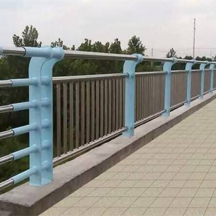 橋梁護欄